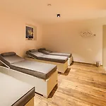 Chalet Aurora Mountain By We Rent, Summercard Included *
