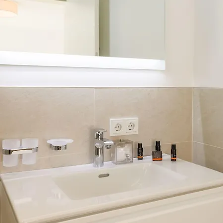 Aurora Mountain By We Rent, Summercard Included شاليه