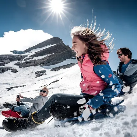 Aurora Mountain By We Rent Chalé Kaprun