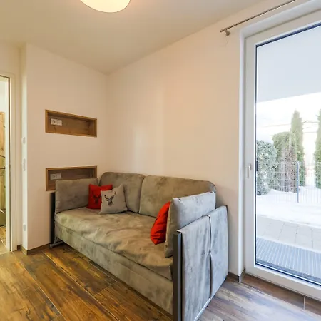 Aurora Mountain By We Rent, Summercard Included * كابرون