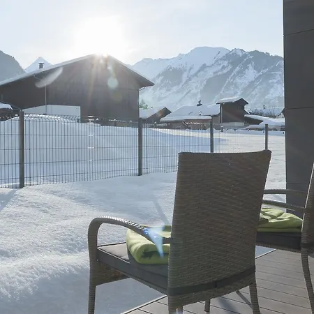 Aurora Mountain By We Rent, Summercard Included شاليه *