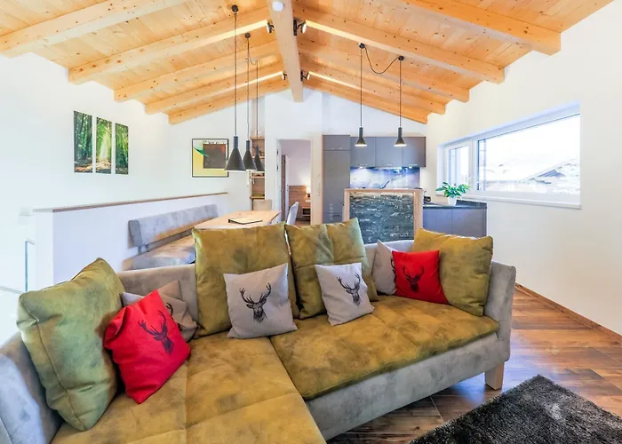 Aurora Mountain By We Rent カプルーン